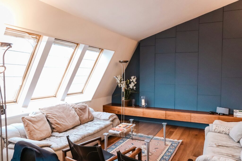 Skylight-Focused Layout