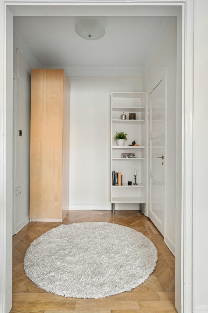 minimalist decor